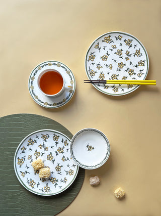 Sandal Chopsticks Yellow & Daisy Chain & Dovi Placemat Olive Lifestyle Photo